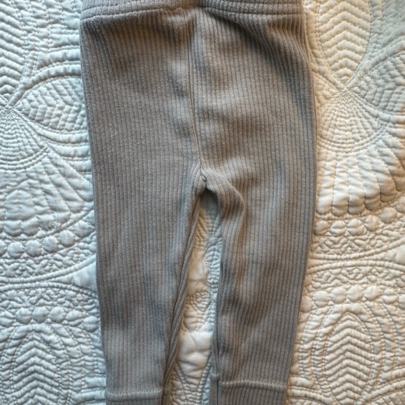 Jamie Kay Ribbed Leggings - Picture 3 of 3